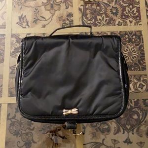 henri bendel Black Nylon Cosmetic Travel Case with Gold Bow